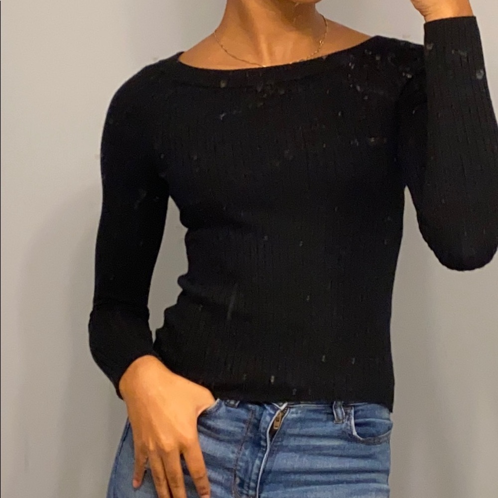 Ribbed black long sleeve top